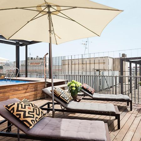 My Space Barcelona Pool City Center Bagian luar foto