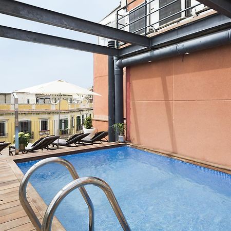 My Space Barcelona Pool City Center Bagian luar foto